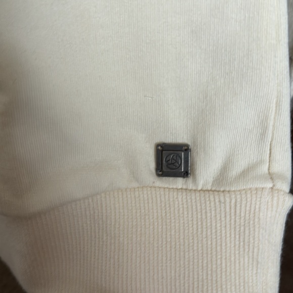 Orb shirt crochet panel - New with tags - small - Picture 6 of 9